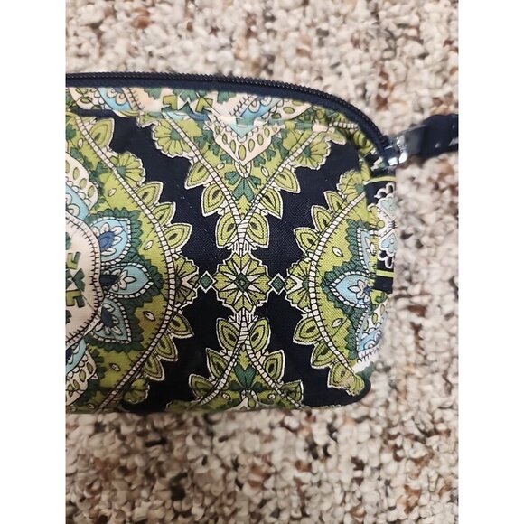 vera bradley  Green and blue cambridge full zip around wallet Approx 7.5” x 5” - Picture 3 of 7